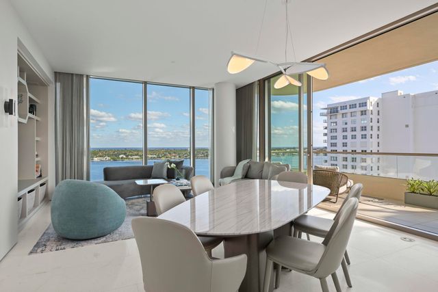 200 Arkona Court 1002, West Palm Beach, FL 33401