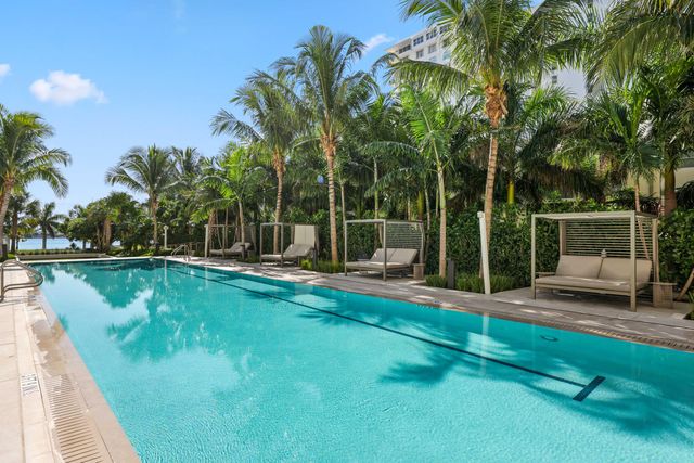 200 Arkona Court 1002, West Palm Beach, FL 33401