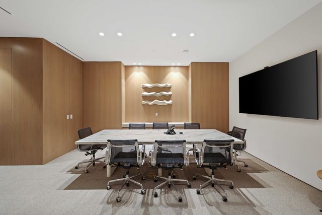 200 Arkona Court 1002, West Palm Beach, FL 33401