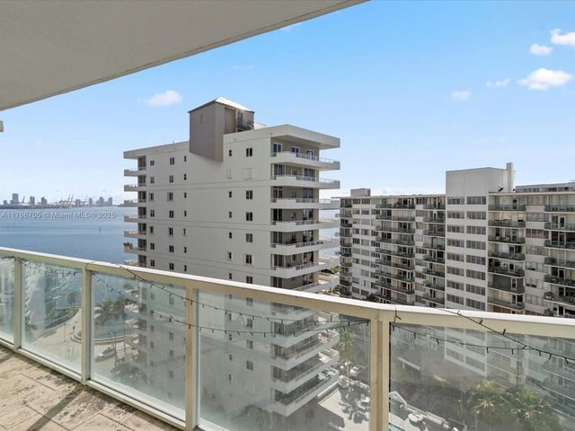 218 SE 14th St 1203, Miami, FL 33131