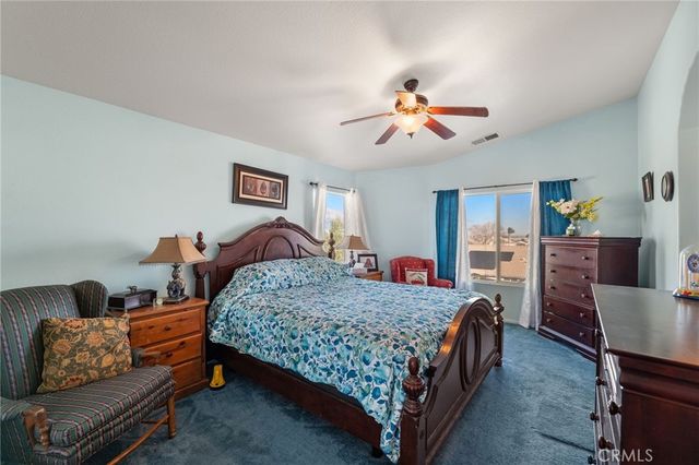 11762 Nehmans, Adelanto, CA 92301