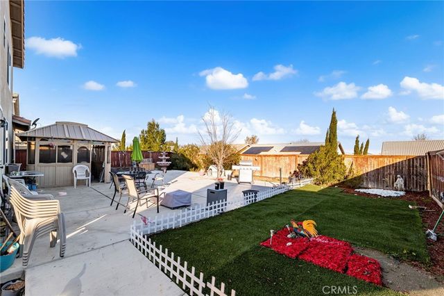 11762 Nehmans, Adelanto, CA 92301