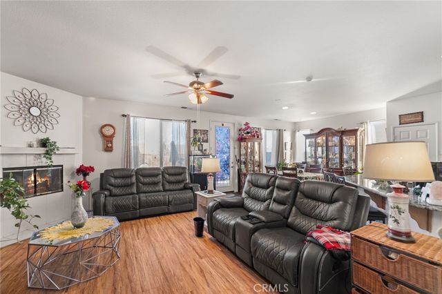 11762 Nehmans, Adelanto, CA 92301