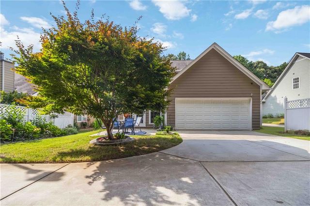 589 Jackson Street, Suwanee, GA 30024