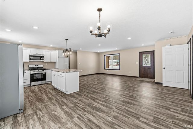 51628 Lakeland Road, Elkhart, IN 46514