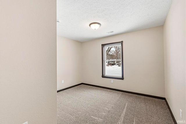 51628 Lakeland Road, Elkhart, IN 46514