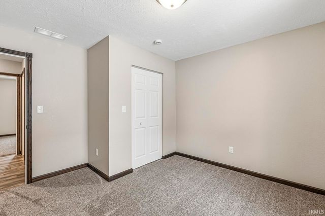 51628 Lakeland Road, Elkhart, IN 46514