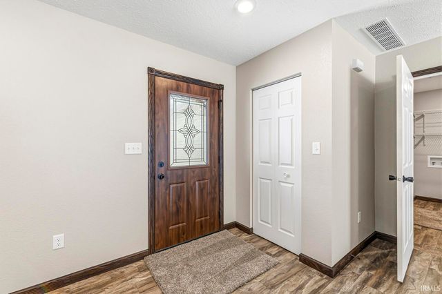 51628 Lakeland Road, Elkhart, IN 46514