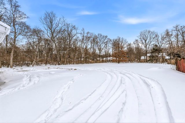 51628 Lakeland Road, Elkhart, IN 46514