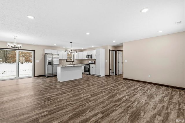 51628 Lakeland Road, Elkhart, IN 46514