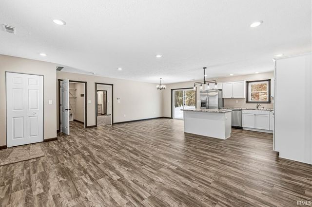 51628 Lakeland Road, Elkhart, IN 46514