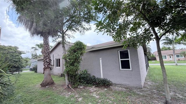 5356 NW 93rd Terrace, Sunrise, FL 33351