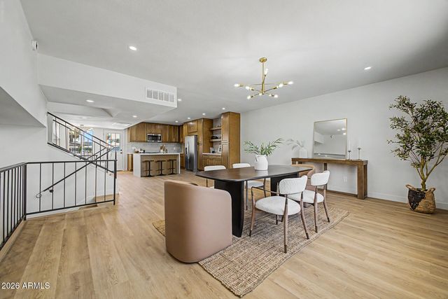 4016 W SOLANO Drive S, Phoenix, AZ 85019