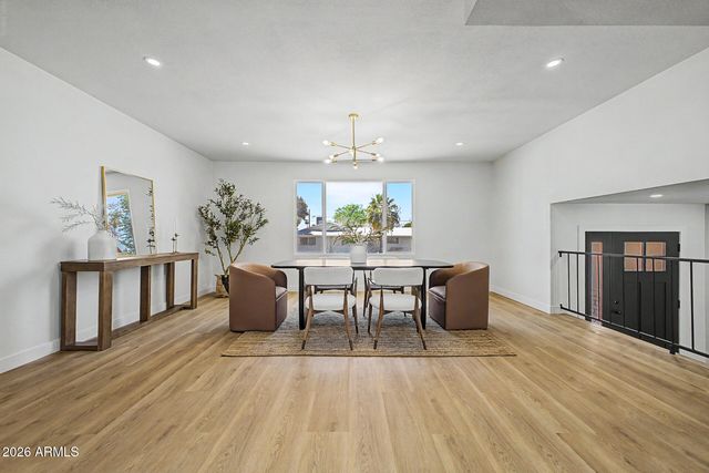 4016 W SOLANO Drive S, Phoenix, AZ 85019