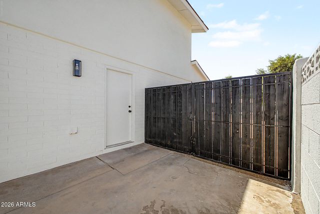 4016 W SOLANO Drive S, Phoenix, AZ 85019