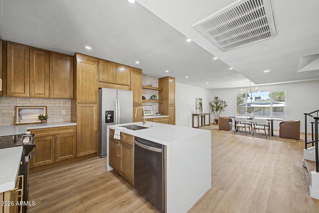 4016 W SOLANO Drive S, Phoenix, AZ 85019