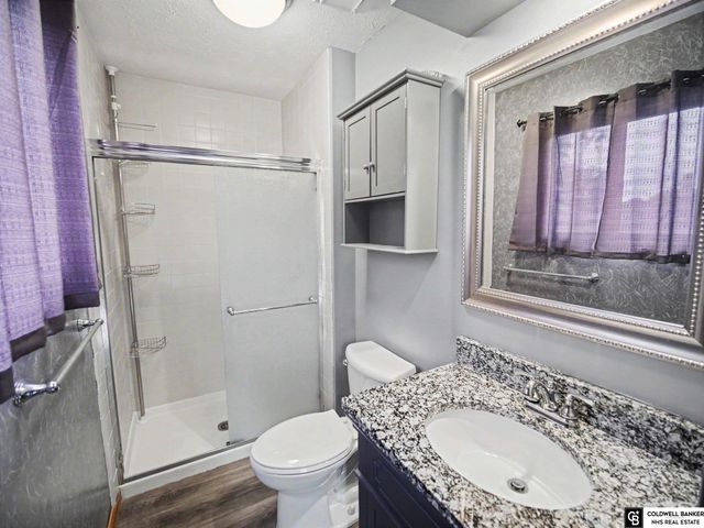 15176 T Street, Omaha, NE 68137