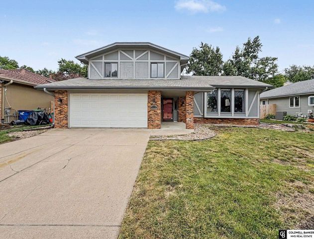 15176 T Street, Omaha, NE 68137