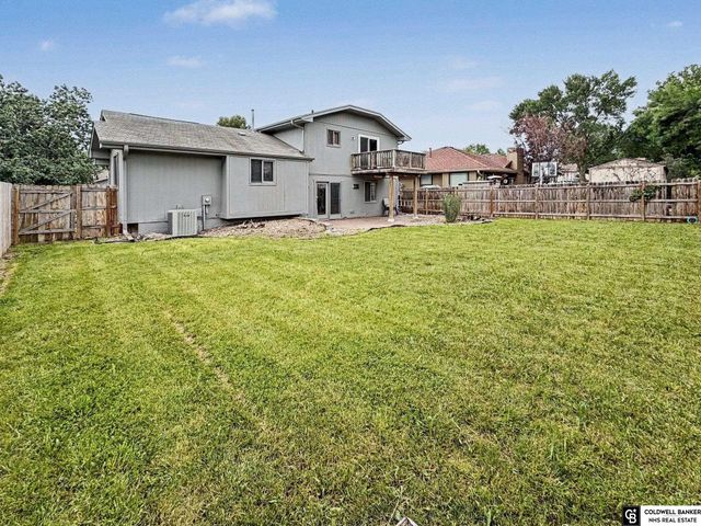 15176 T Street, Omaha, NE 68137