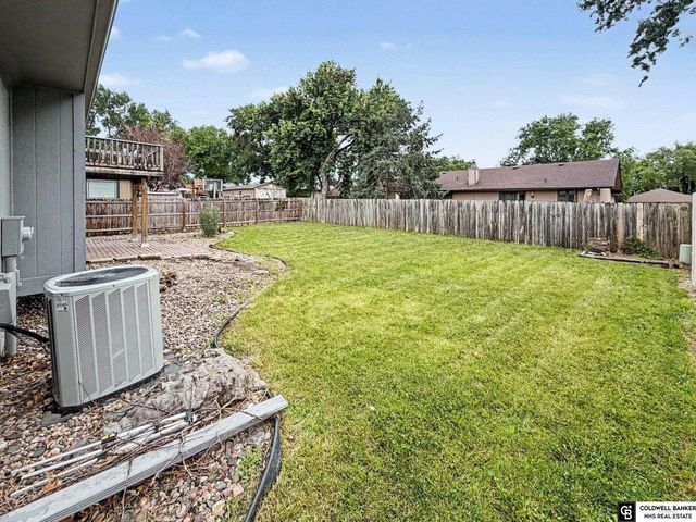 15176 T Street, Omaha, NE 68137