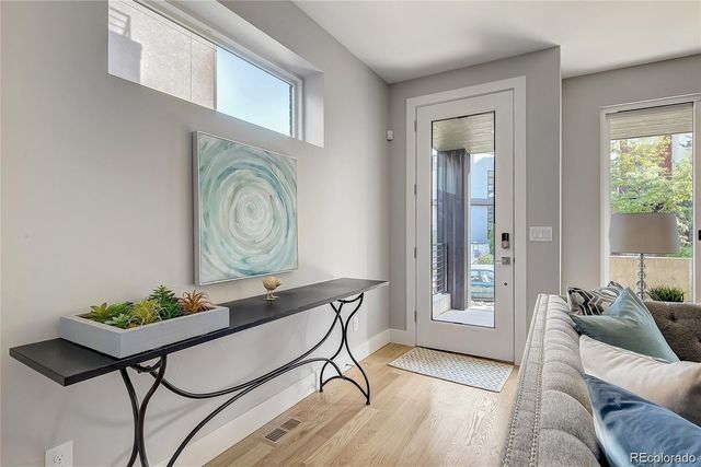 1811 W 32nd Avenue R, Denver, CO 80211