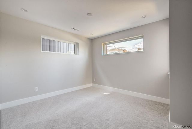 1811 W 32nd Avenue R, Denver, CO 80211