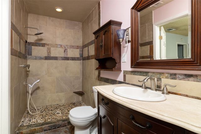 400 Indian Crest Drive, Saginaw, TX 76179