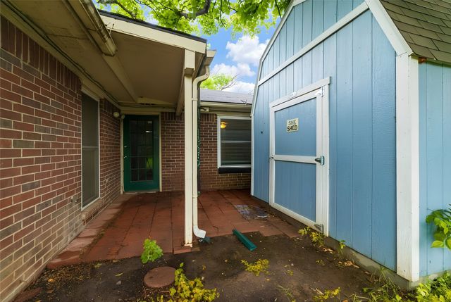 400 Indian Crest Drive, Saginaw, TX 76179