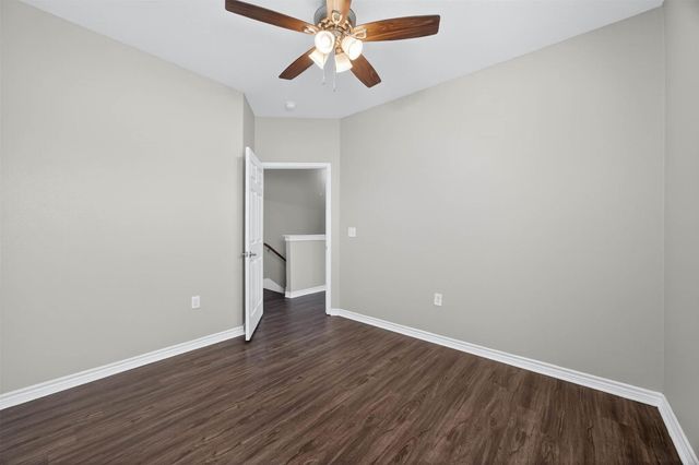 4507 P, Galveston, TX 77551