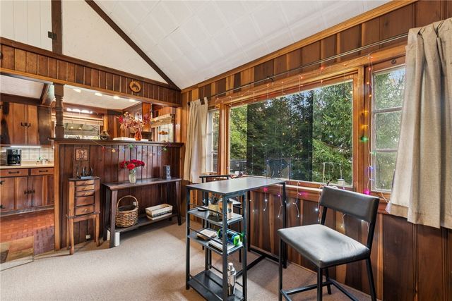 211 Ironwood Rd, Jefferson Twp, PA 15501