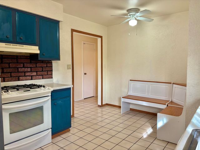 2408 Figueroa Drive NE, Albuquerque, NM 87112