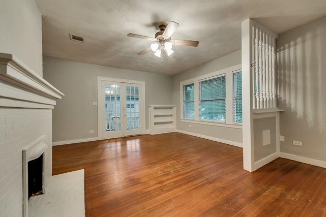 5833 Velasco Avenue, Dallas, TX 75206