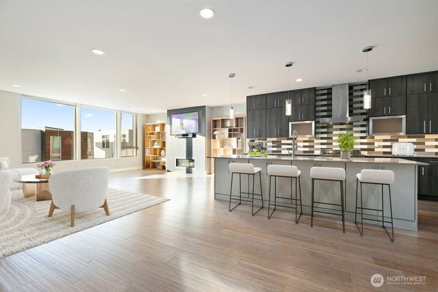 5030 Puget Boulevard SW, Seattle, WA 98106