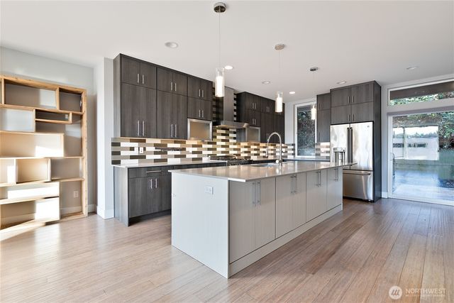 5030 Puget Boulevard SW, Seattle, WA 98106