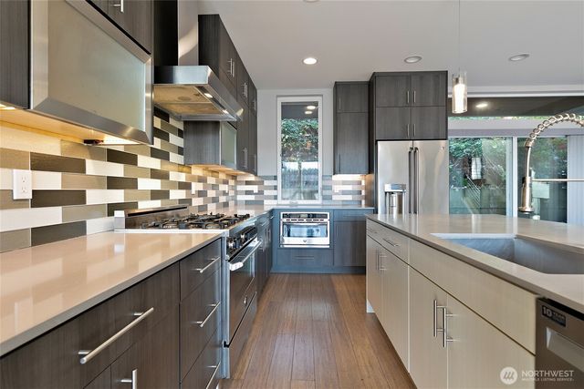 5030 Puget Boulevard SW, Seattle, WA 98106