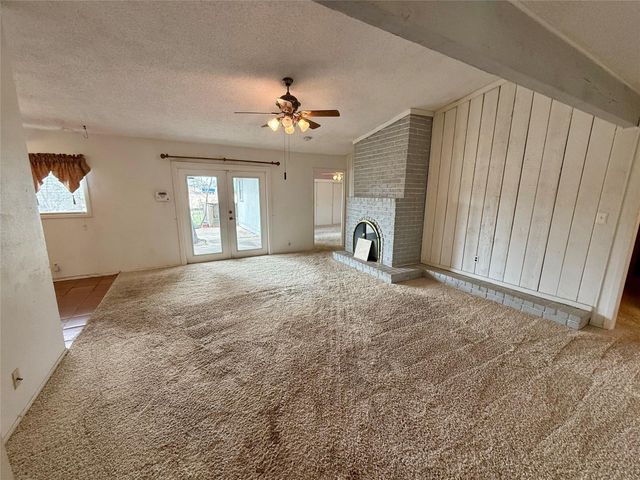 8402 Candelaria DR, Austin, TX 78737