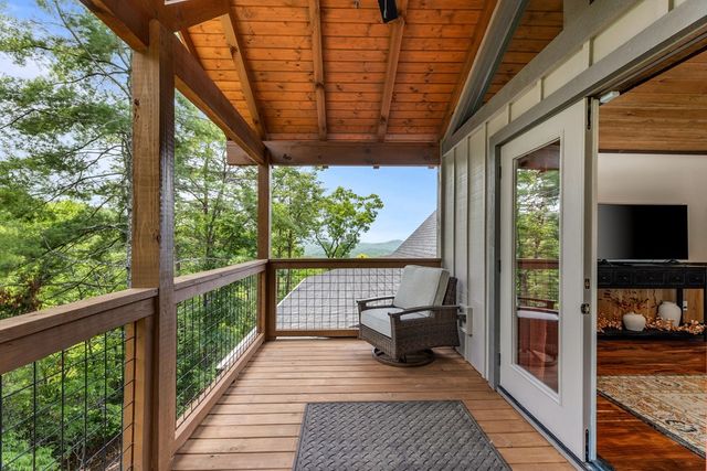 57 Gentle Ponds View, Murphy, NC 28906