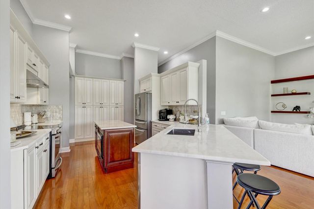 10370 NW 50TH Court, Coral Springs, FL 33076