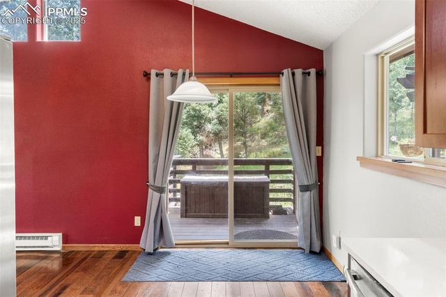 10753 Mountain Avenue, Green Mountain Falls, CO 80819