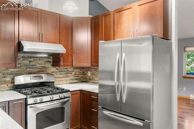 10753 Mountain Avenue, Green Mountain Falls, CO 80819