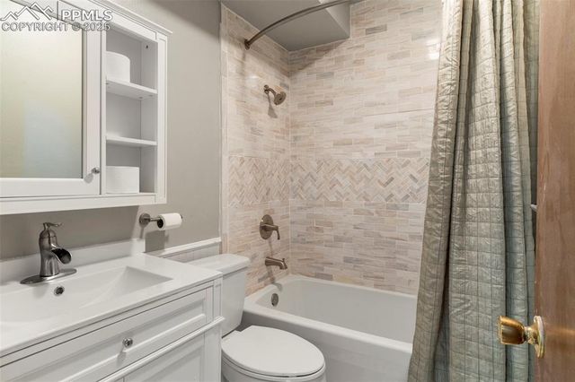 10753 Mountain Avenue, Green Mountain Falls, CO 80819