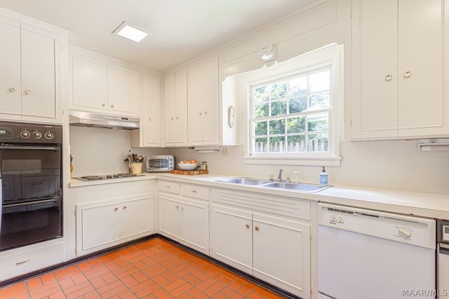 3124 Pinehurst Drive, Montgomery, AL 36111