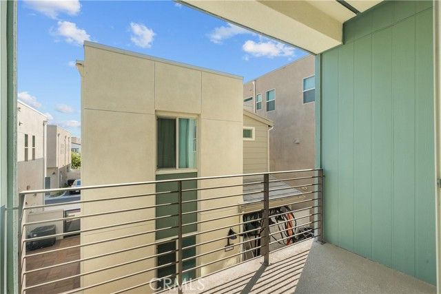 27422 Pioneer Court, Valencia (santa Clarita), CA 91381