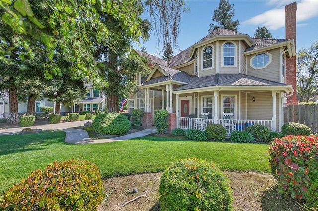 1652 S Exeter Court, Visalia, CA 93292