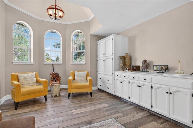 1652 S Exeter Court, Visalia, CA 93292