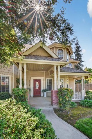 1652 S Exeter Court, Visalia, CA 93292