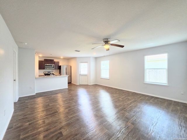 8006 MIRANDA CYN, San Antonio, TX 78252