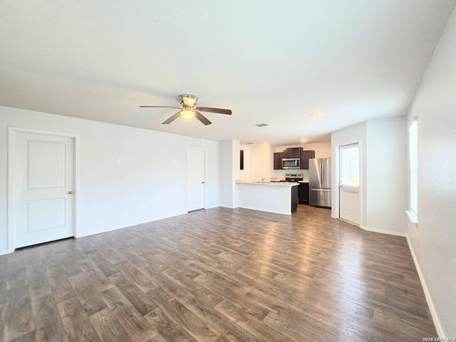 8006 MIRANDA CYN, San Antonio, TX 78252