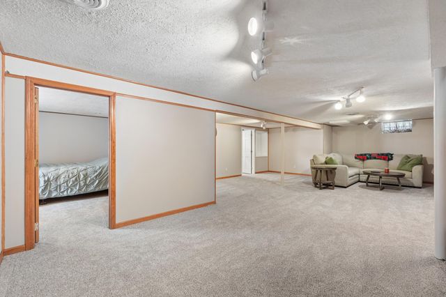 4107 White Bear Avenue, White Bear Lake, MN 55110