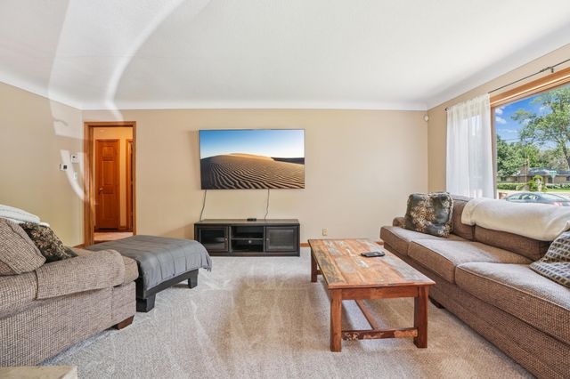 4107 White Bear Avenue, White Bear Lake, MN 55110